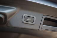 Land Rover Range Rover Velar D300 3.0 R-Dynamic HSE Auto 38