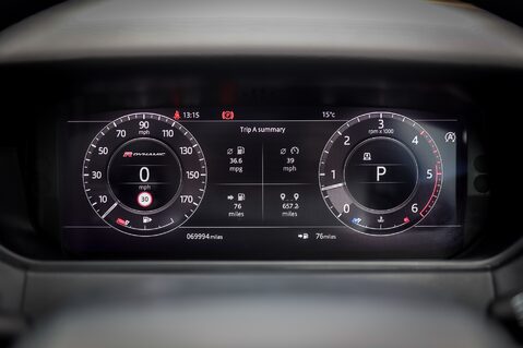Land Rover Range Rover Velar D300 3.0 R-Dynamic HSE Auto 22