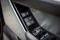Land Rover Range Rover Velar D300 3.0 R-Dynamic HSE Auto 19