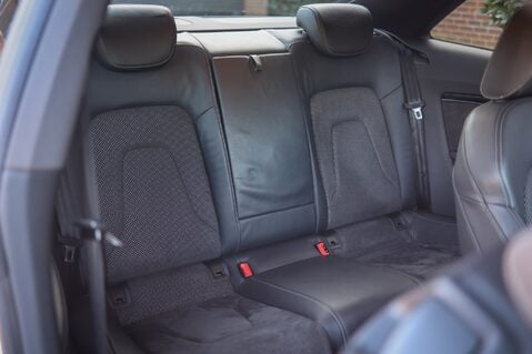 Audi A5 1.8 TFSI BLACK EDITION MANUAL 33