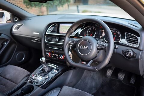 Audi A5 1.8 TFSI BLACK EDITION MANUAL 3