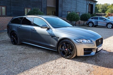 Jaguar XF 2.0 D R-SPORT 39