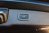 Jaguar XF 2.0 D R-SPORT 32