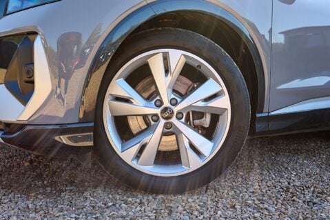 Audi Q4 E-Tron S LINE EV 48
