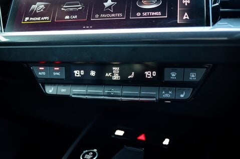 Audi Q4 E-Tron S LINE EV 23