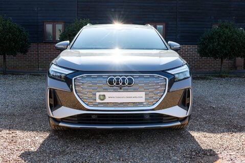 Audi Q4 E-Tron S LINE EV 5