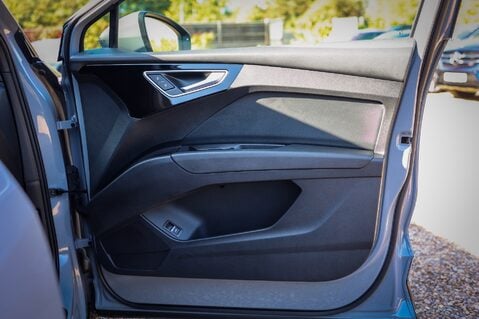 Audi Q4 E-Tron S LINE EV 31
