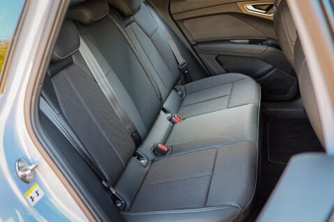 Audi Q4 E-Tron S LINE EV 29