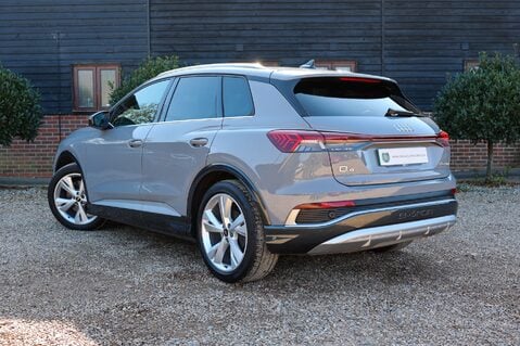 Audi Q4 E-Tron S LINE EV 2