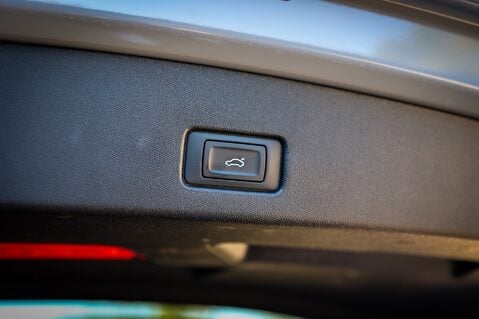 Audi Q4 E-Tron S LINE EV 32