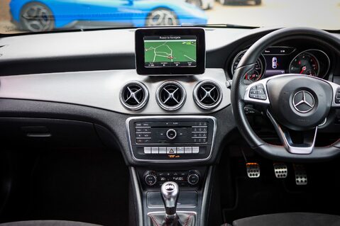 Mercedes-Benz CLA Class CLA200D 2.2 AMG LINE MANUAL 13