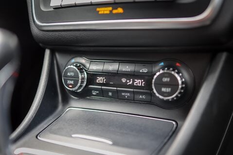 Mercedes-Benz CLA Class CLA200D 2.2 AMG LINE MANUAL 18