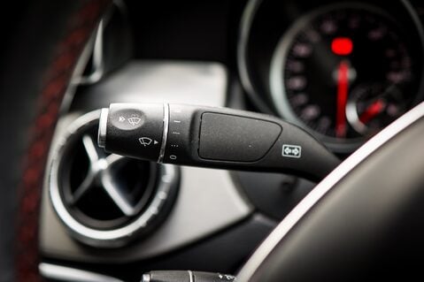 Mercedes-Benz CLA Class CLA200D 2.2 AMG LINE MANUAL 24