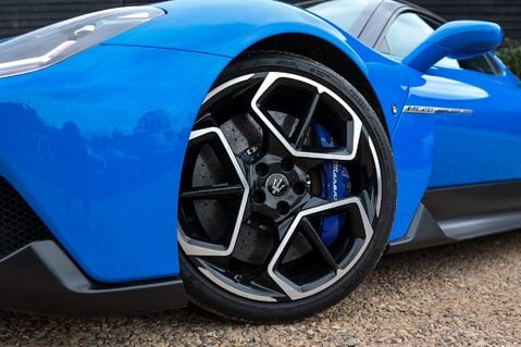 Maserati MC20 3.0 V6 DCT 55