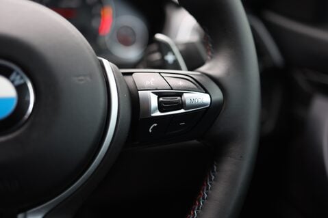 BMW M4 3.0i DCT 26