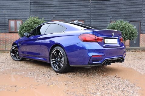 BMW M4 3.0i DCT 2