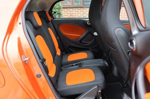 Smart Forfour EDITION1 0.9T MANUAL 29