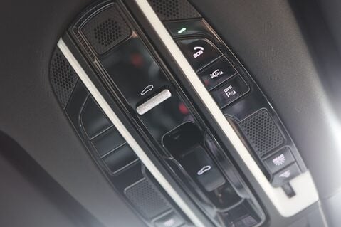 Porsche Cayenne 3.0 V6 E-HYBRID 39