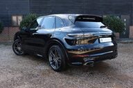 Porsche Cayenne 3.0 V6 E-HYBRID 2