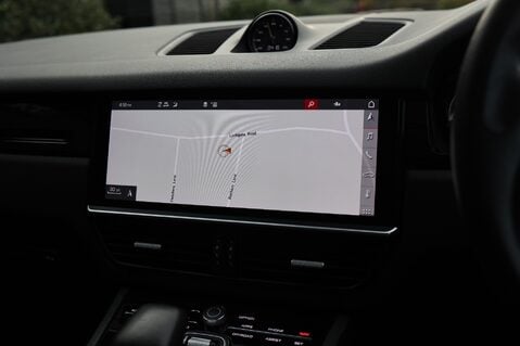 Porsche Cayenne 3.0 V6 E-HYBRID 27