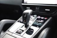 Porsche Cayenne 3.0 V6 E-HYBRID 37