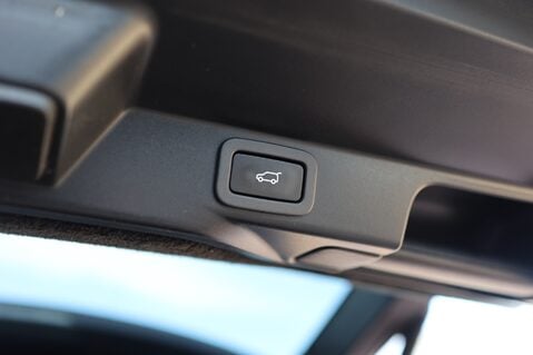 Land Rover Range Rover Sport SDV6 3.0 HSE 42