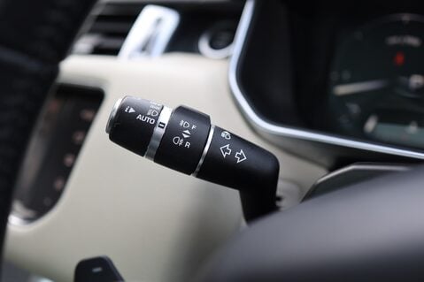 Land Rover Range Rover Sport SDV6 3.0 HSE 28