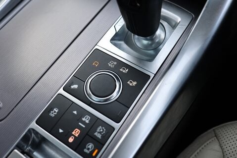Land Rover Range Rover Sport SDV6 3.0 HSE 25