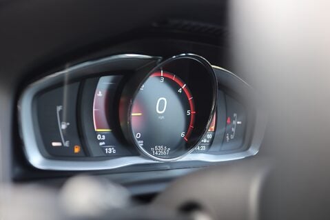 Volvo XC60 2.0 D4 R-DESIGN NAV 21