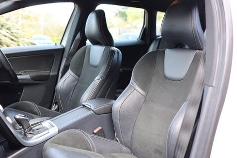 Volvo XC60 2.0 D4 R-DESIGN NAV 34