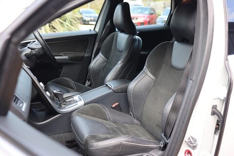 Volvo XC60 2.0 D4 R-DESIGN NAV 13