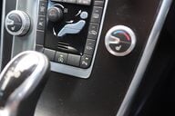 Volvo XC60 2.0 D4 R-DESIGN NAV 19