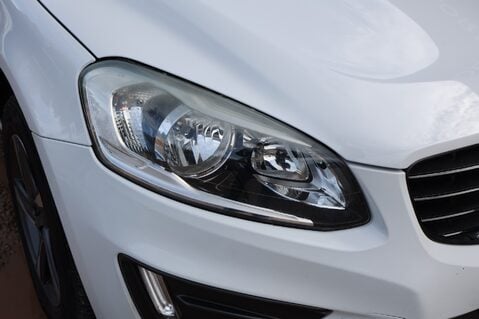 Volvo XC60 2.0 D4 R-DESIGN NAV 36