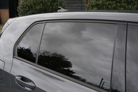 Volkswagen Golf GTI 2.0 TSI DSG 36