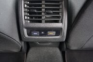 Volkswagen Golf GTI 2.0 TSI DSG 29