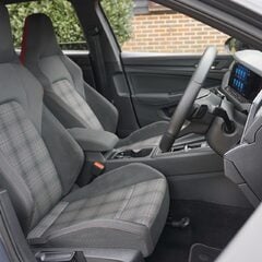 Volkswagen Golf GTI 2.0 TSI DSG 1