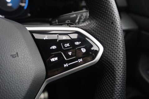 Volkswagen Golf GTI 2.0 TSI DSG 19