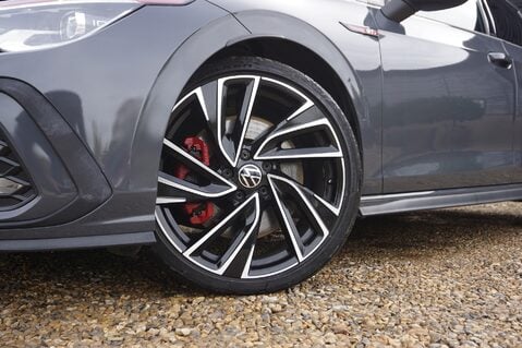 Volkswagen Golf GTI 2.0 TSI DSG 46