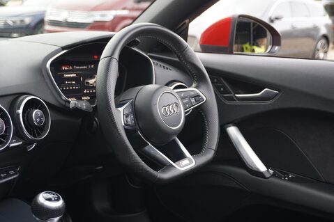 Audi TT 1.8 TFSI S LINE MANUAL CABRIOLET 31