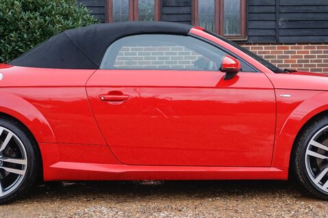Audi TT 1.8 TFSI S LINE MANUAL CABRIOLET 9