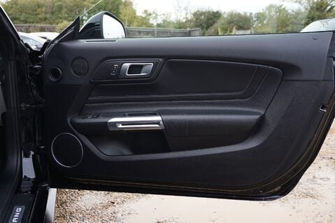 Ford Mustang 2.3 ECOBOOST MANUAL 31