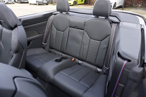 BMW M4 3.0 COMPETITION M XDRIVE CABRIOLET 38