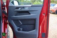 Volkswagen Caravelle 2.0 TDI DSG EDITION 7 SEAT 23