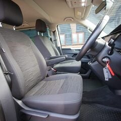 Volkswagen Caravelle 2.0 TDI DSG EDITION 7 SEAT 1