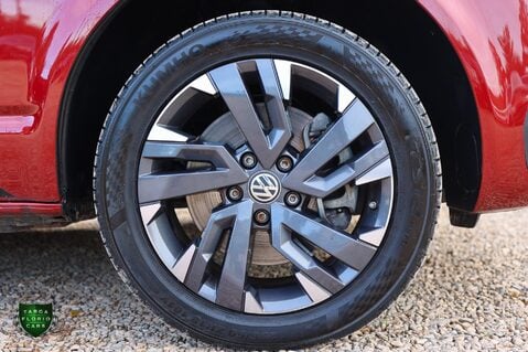 Volkswagen Caravelle 2.0 TDI DSG EDITION 7 SEAT 9