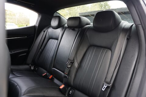 Maserati Ghibli 3.0 DV6 31