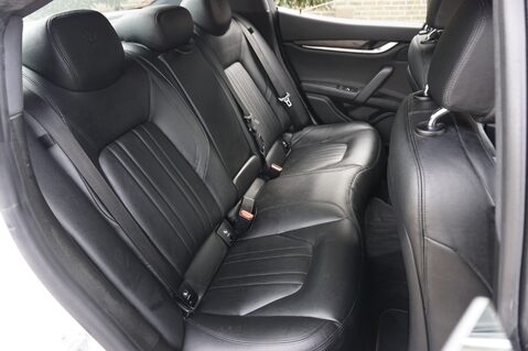 Maserati Ghibli 3.0 DV6 29