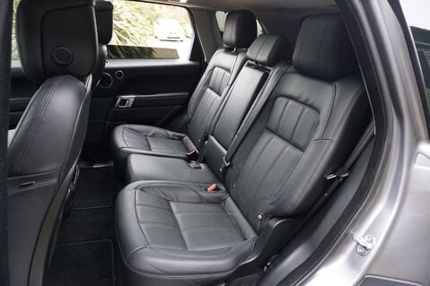 Land Rover Range Rover Sport 2.0 HSE AUTO 13