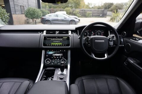 Land Rover Range Rover Sport 2.0 HSE AUTO 3