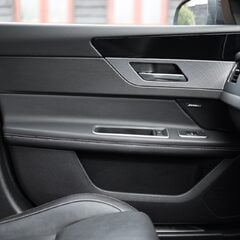 Jaguar XF 2.0 D R-SPORT SPORTBRAKE AUTO 1